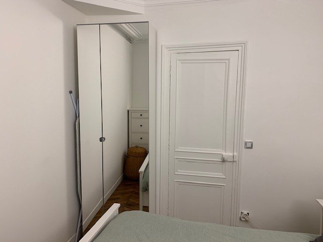 Location Appartement  2 pices - 40m 75018 Paris