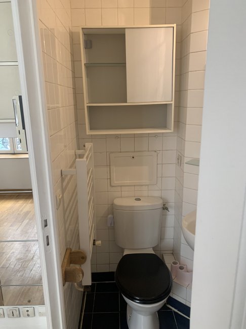 Location Appartement  1 pice (studio) - 18m 75008 Paris