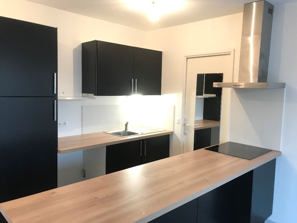 Location Appartement  3 pièces - 46.9m² 92240 Malakoff