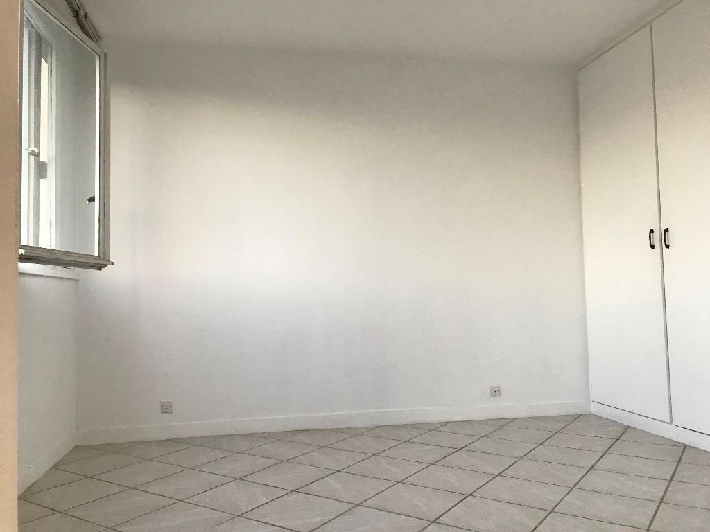 Location Appartement  3 pièces - 46.9m² 92240 Malakoff