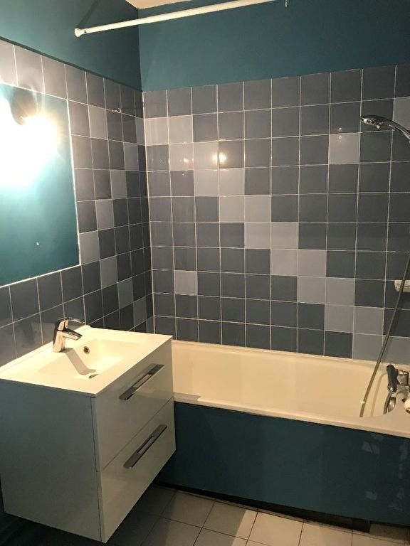 Location Appartement  3 pièces - 46.9m² 92240 Malakoff