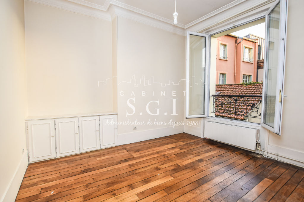 Location Appartement  2 pièces - 36m² 92120 Montrouge