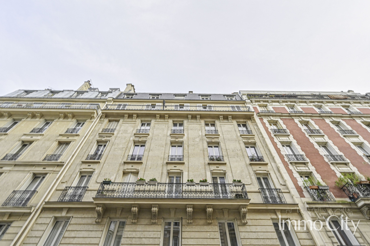 Location Appartement  2 pièces - 34m² 75014 Paris