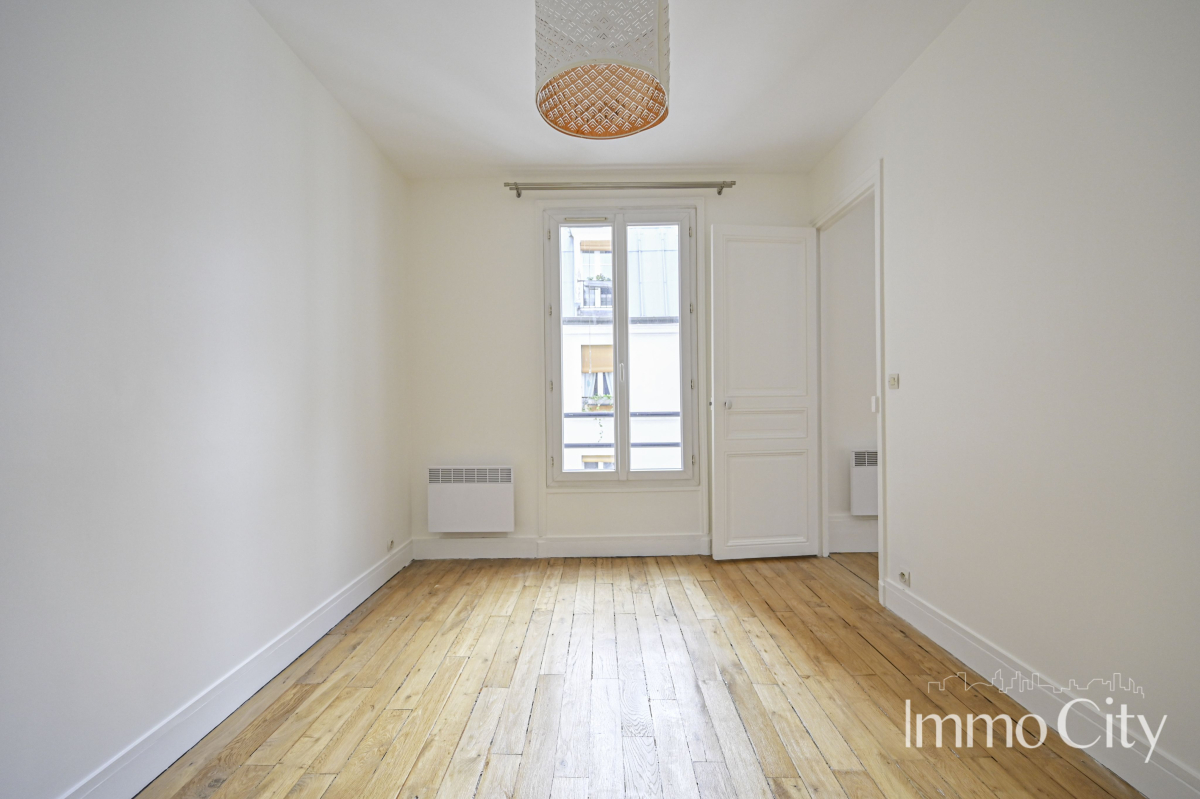 Location Appartement  2 pièces - 34m² 75014 Paris