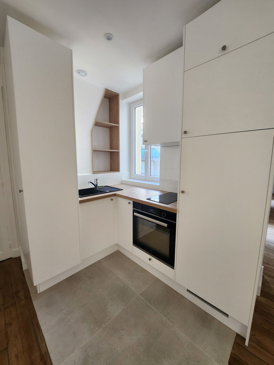 Location Appartement  2 pièces - 37m² 75015 Paris