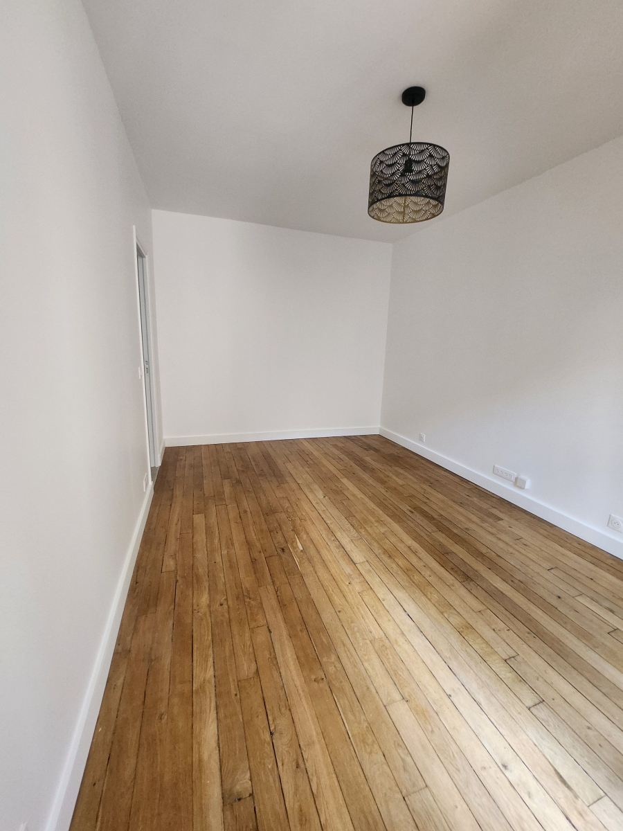 Location Appartement  2 pièces - 37m² 75015 Paris