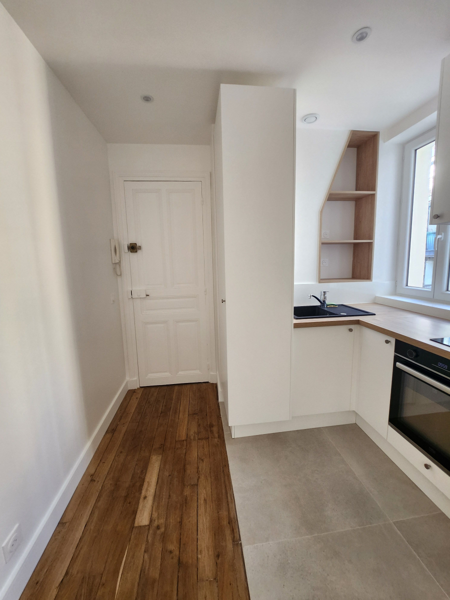 Location Appartement  2 pièces - 37m² 75015 Paris