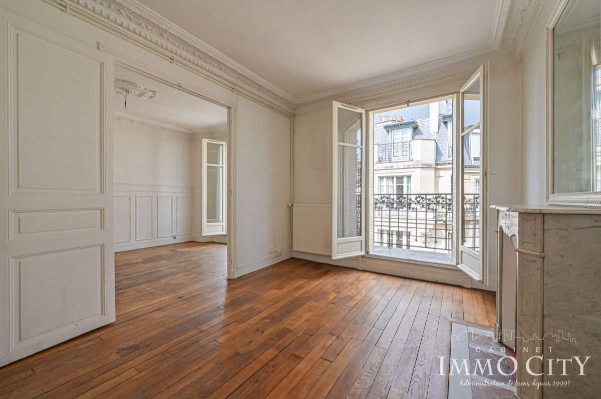 Location Appartement  3 pièces - 54m² 75015 Paris