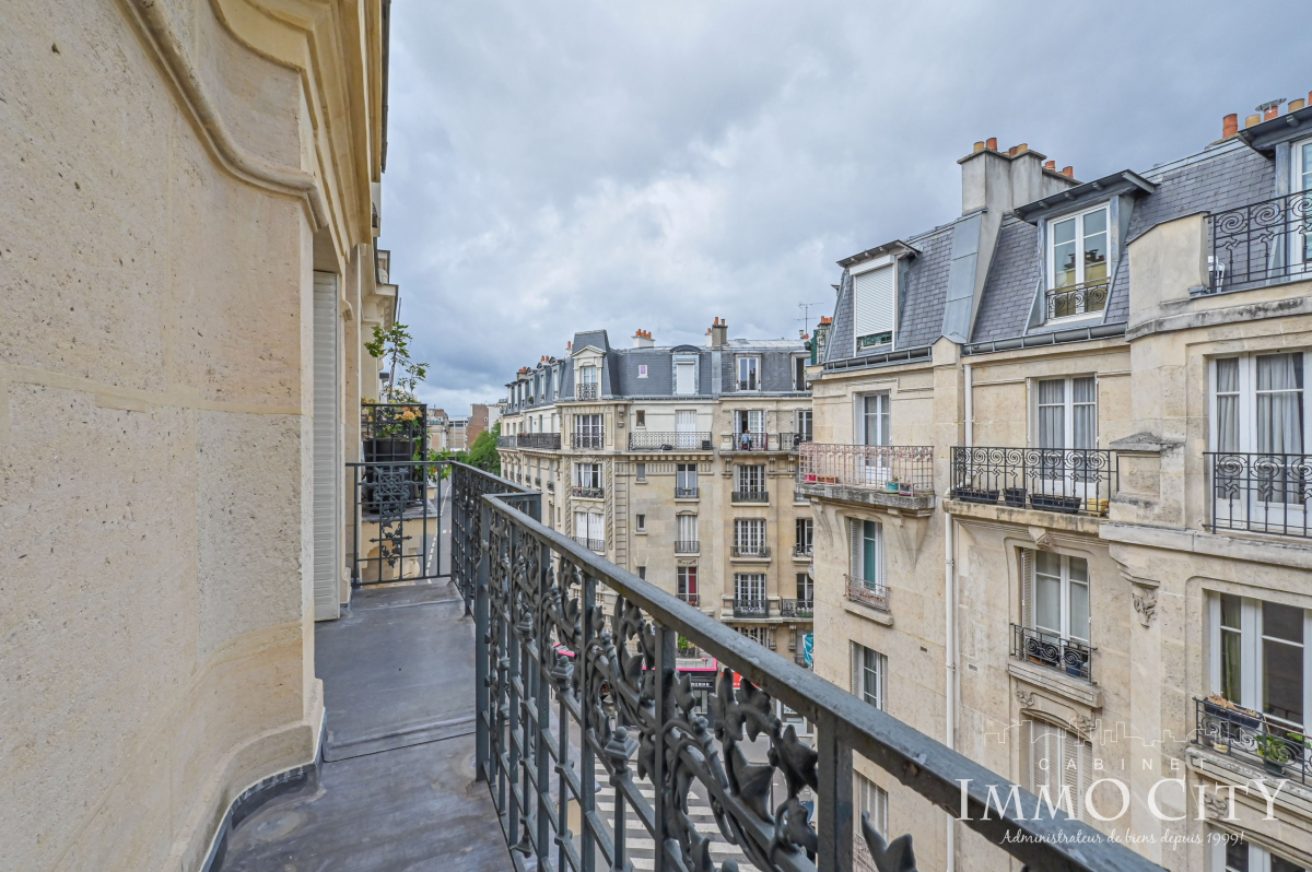 Location Appartement  3 pièces - 54m² 75015 Paris