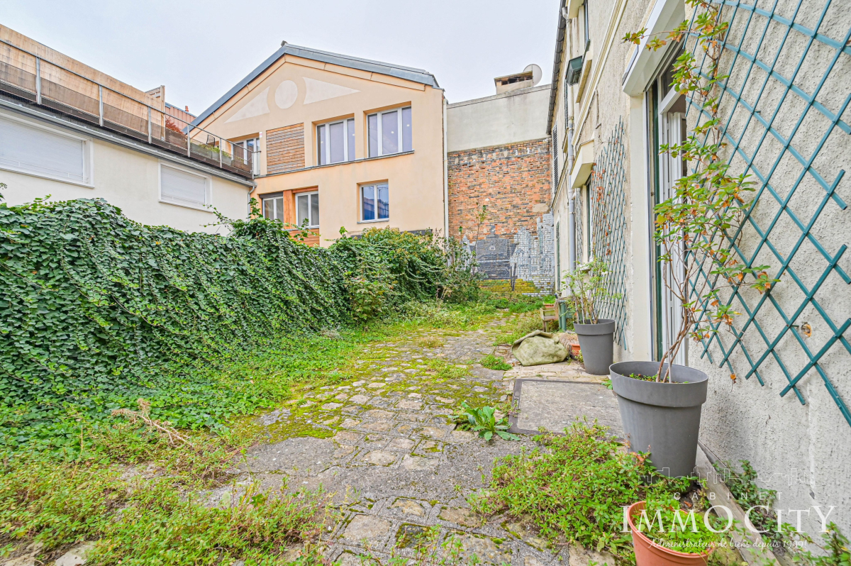 Vente Maison  4 pièces - 83m² 93170 Bagnolet