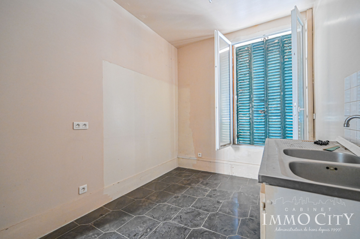 Vente Maison  4 pièces - 83m² 93170 Bagnolet