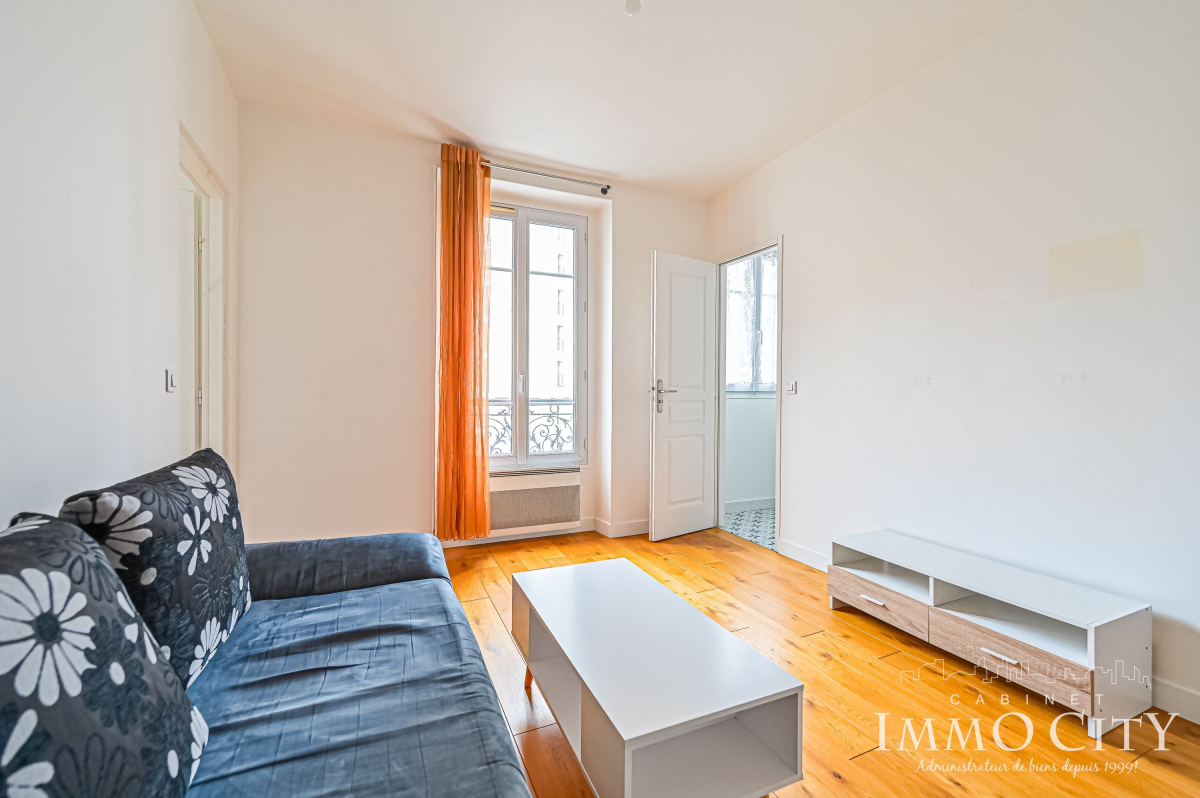 Location Appartement  2 pièces - 31m² 75019 Paris