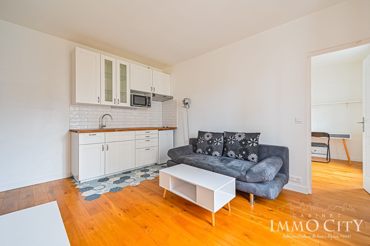 Location Appartement  2 pièces - 31m² 75019 Paris