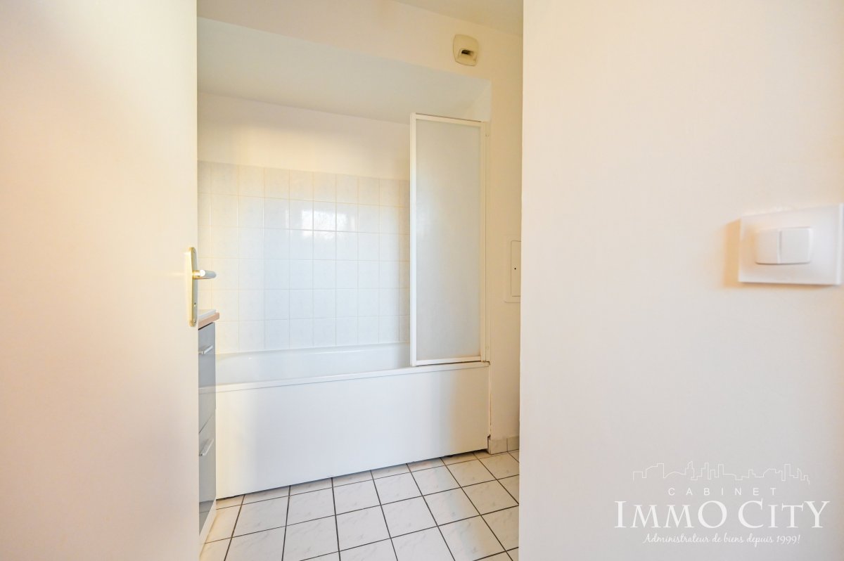Vente Appartement  1 pièce (studio) - 27m² 93110 Rosny-sous-bois