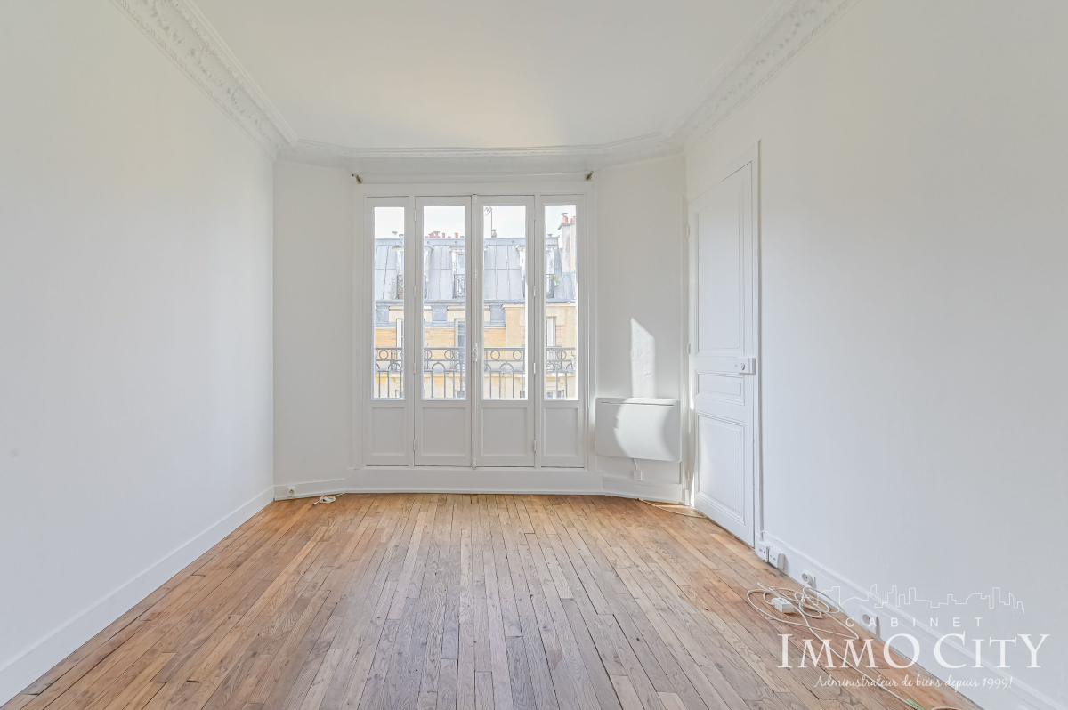 Location Appartement  2 pièces - 37m² 75020 Paris