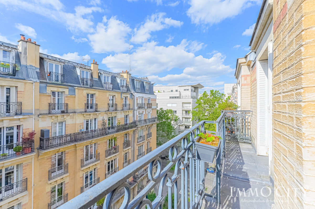 Location Appartement  2 pièces - 37m² 75020 Paris