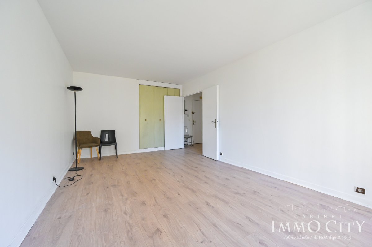 Vente Appartement  2 pièces - 50.76m² 75010 Paris