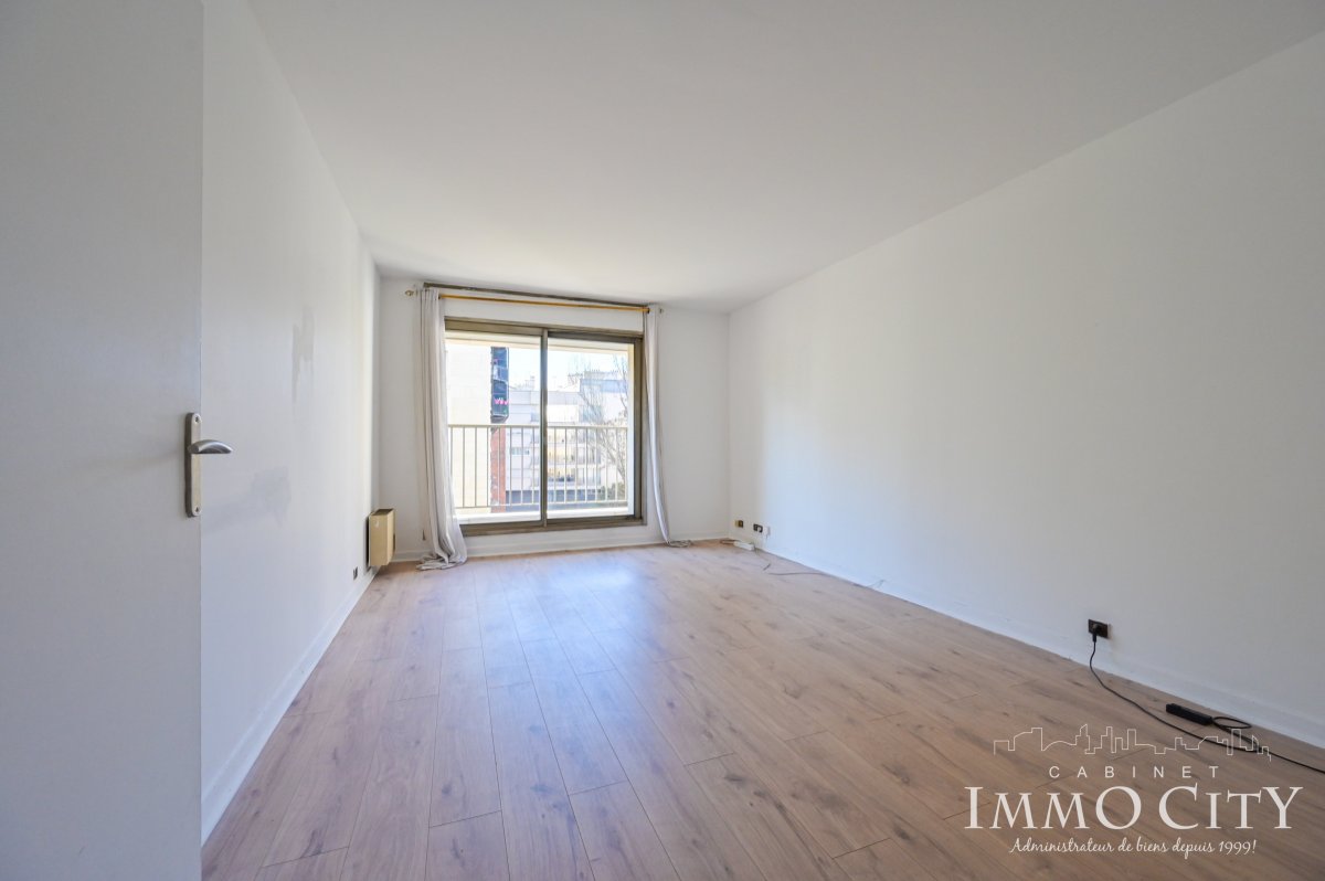 Vente Appartement  2 pièces - 50.76m² 75010 Paris