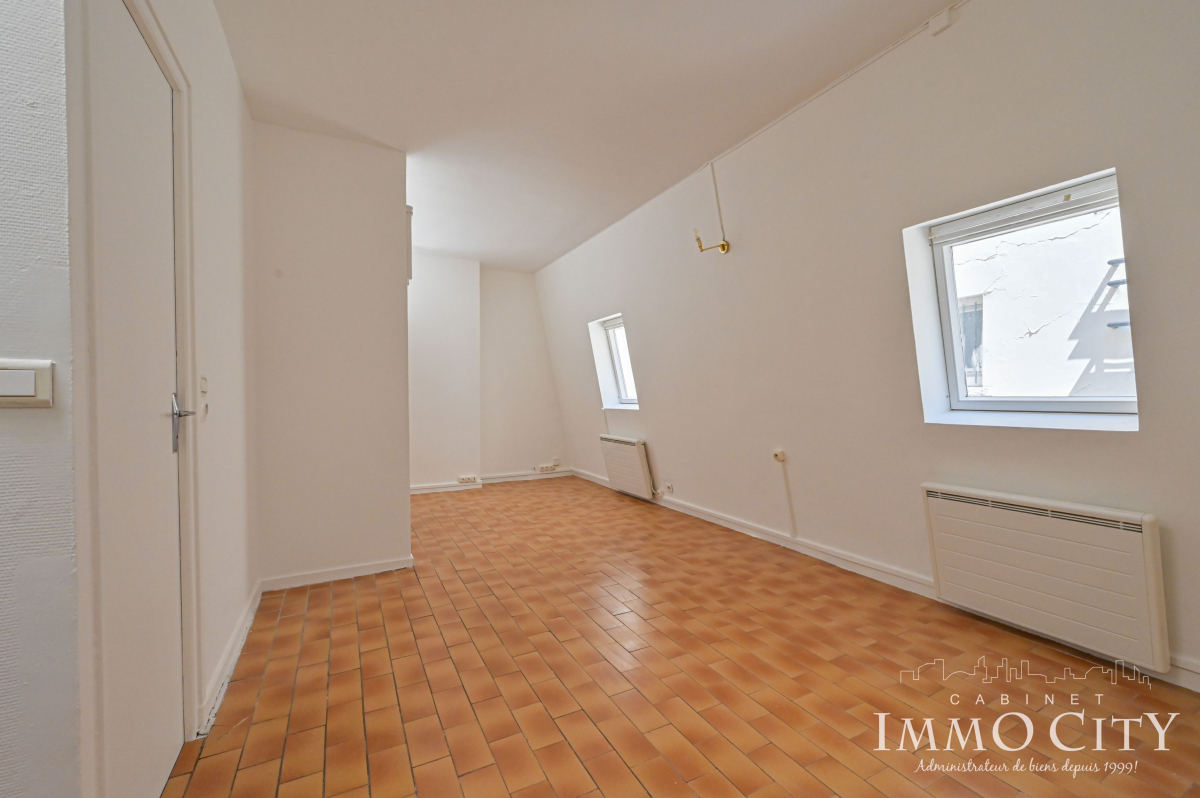 Location Appartement  1 pièce (studio) - 26.39m² 75017 Paris