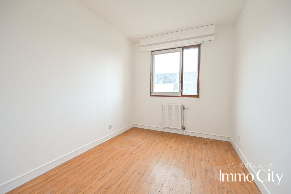 Location Appartement  4 pièces - 77.97m² 94230 Cachan
