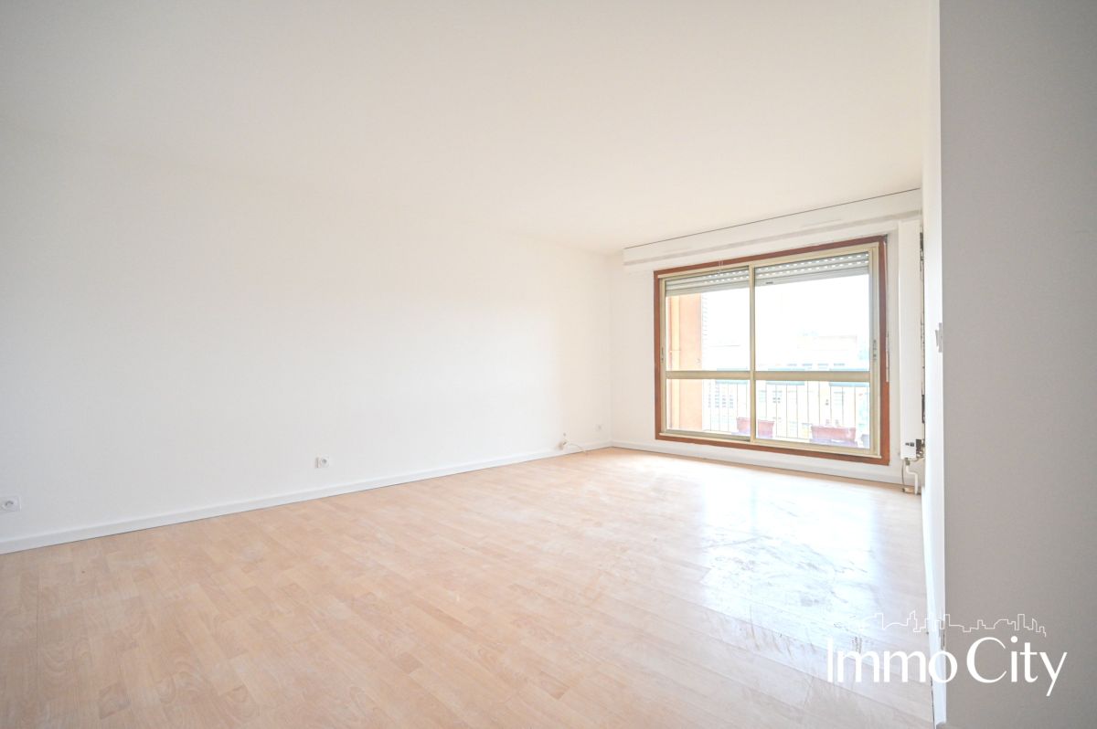 Location Appartement  4 pièces - 77.97m² 94230 Cachan