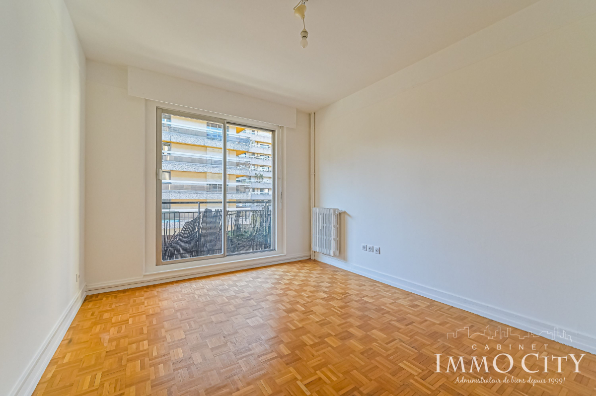 Location Appartement  3 pièces - 67m² 92100 Boulogne-billancourt