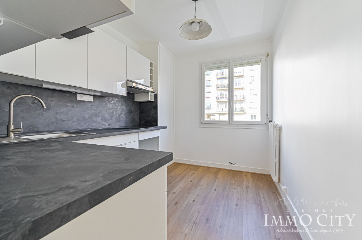 Location Appartement  2 pièces - 42m² 94120 Fontenay-sous-bois