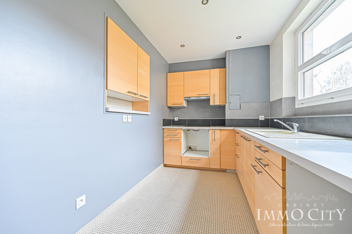 Location Appartement  3 pièces - 72m² 94120 Fontenay-sous-bois