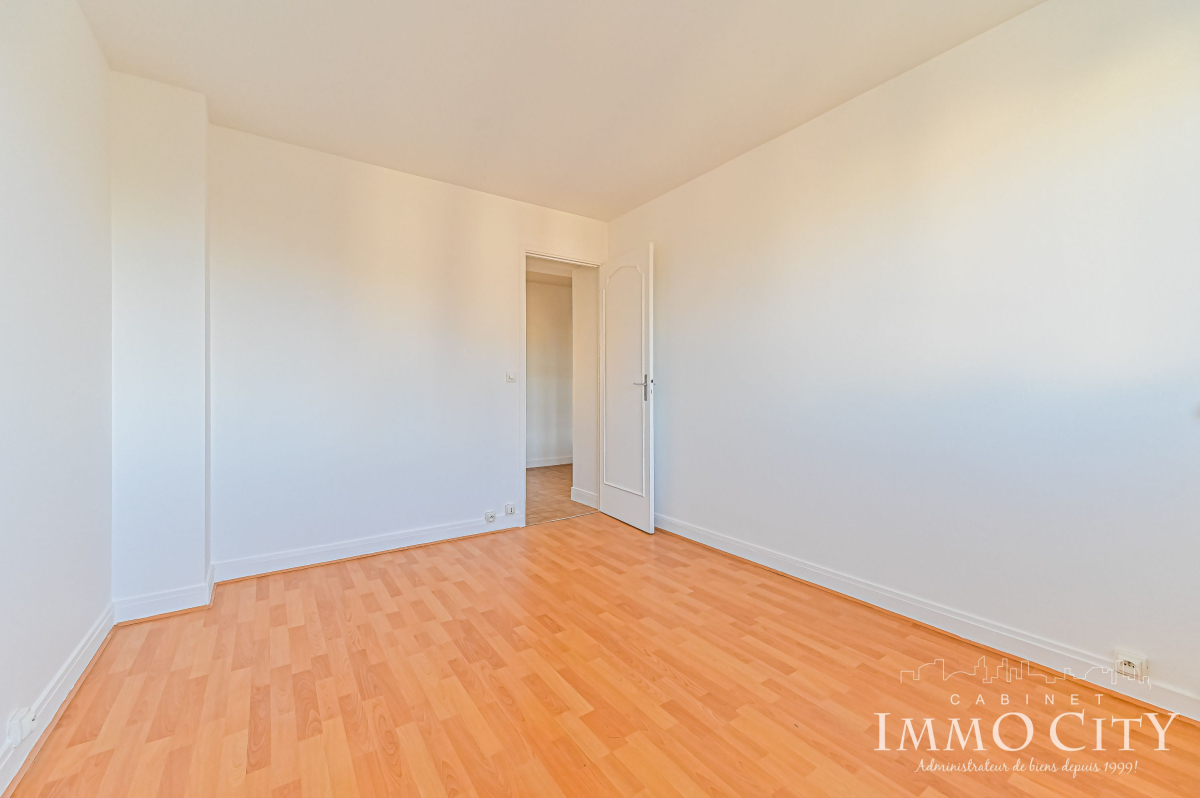Location Appartement  3 pièces - 66m² 94120 Fontenay-sous-bois