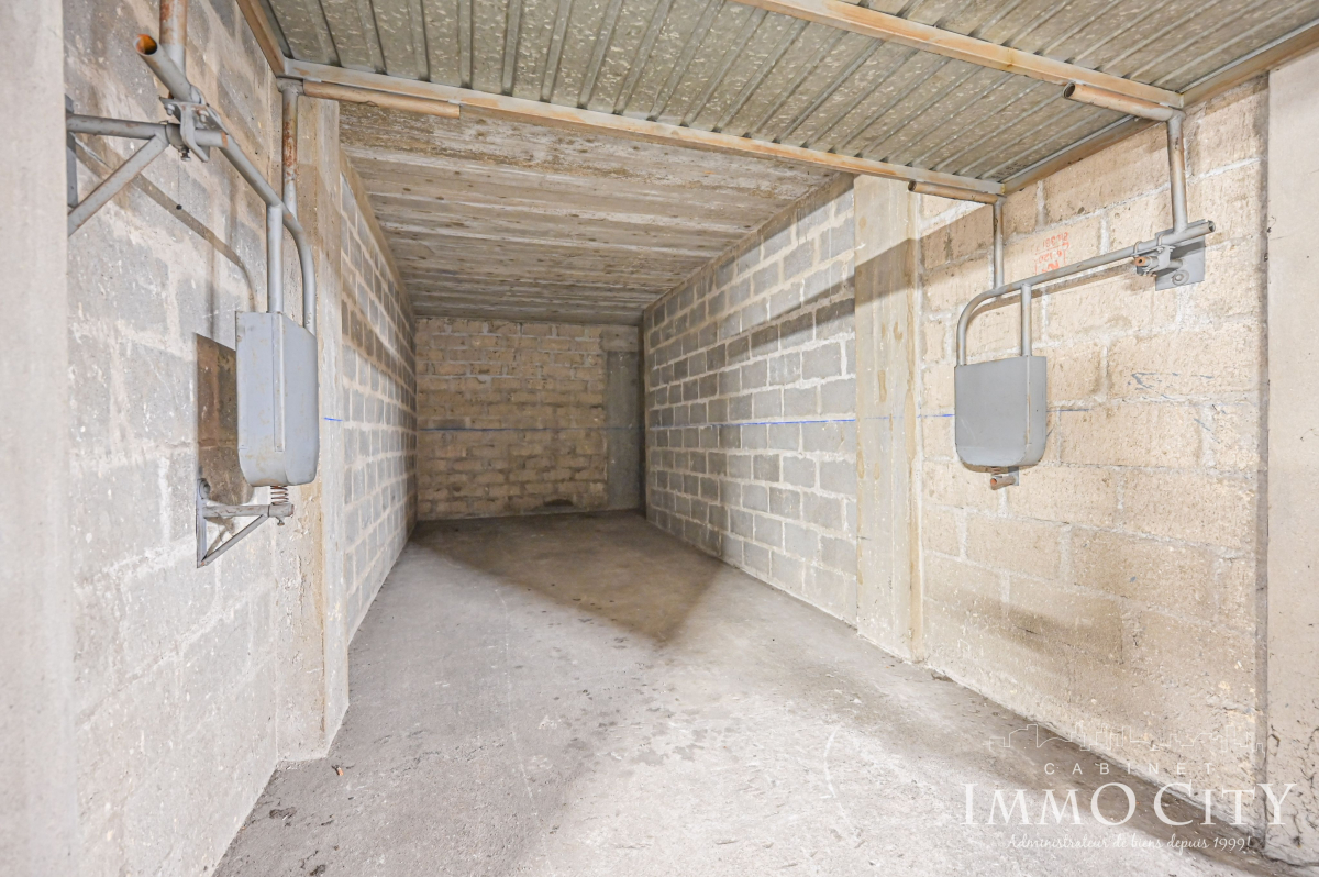 Location Box  1 pièce (studio) - 5.35m² 94120 Fontenay-sous-bois
