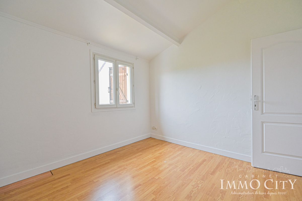 Vente Maison  5 pièces - 95m² 94120 Fontenay-sous-bois