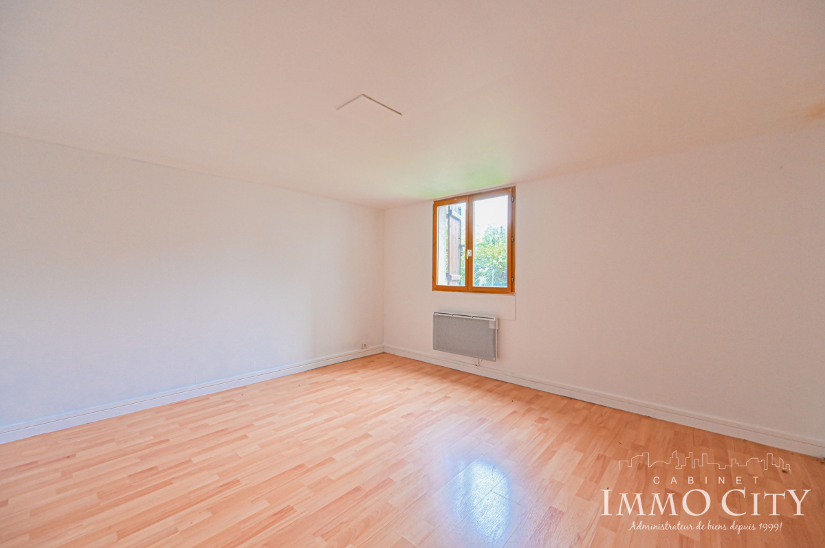 Vente Maison  5 pièces - 95m² 94120 Fontenay-sous-bois
