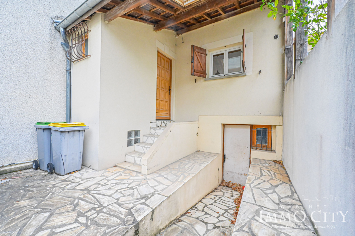 Vente Maison  5 pièces - 95m² 94120 Fontenay-sous-bois