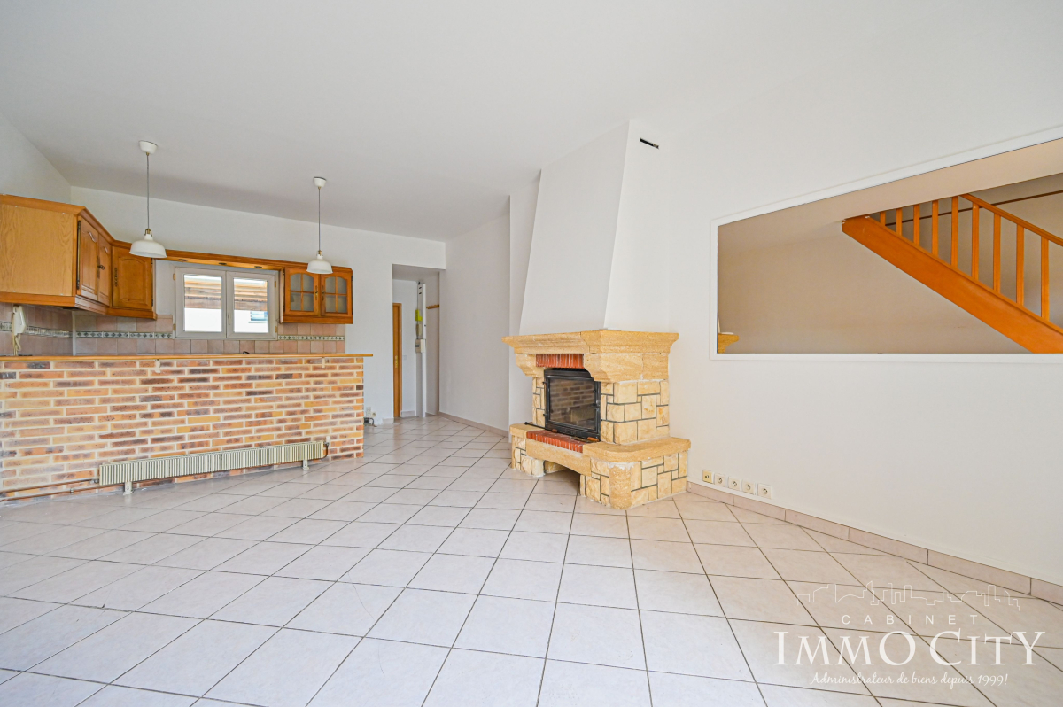 Vente Maison  5 pièces - 95m² 94120 Fontenay-sous-bois