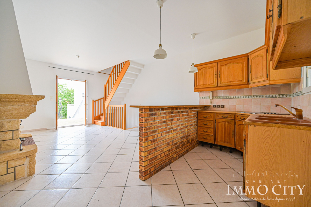 Vente Maison  5 pièces - 95m² 94120 Fontenay-sous-bois