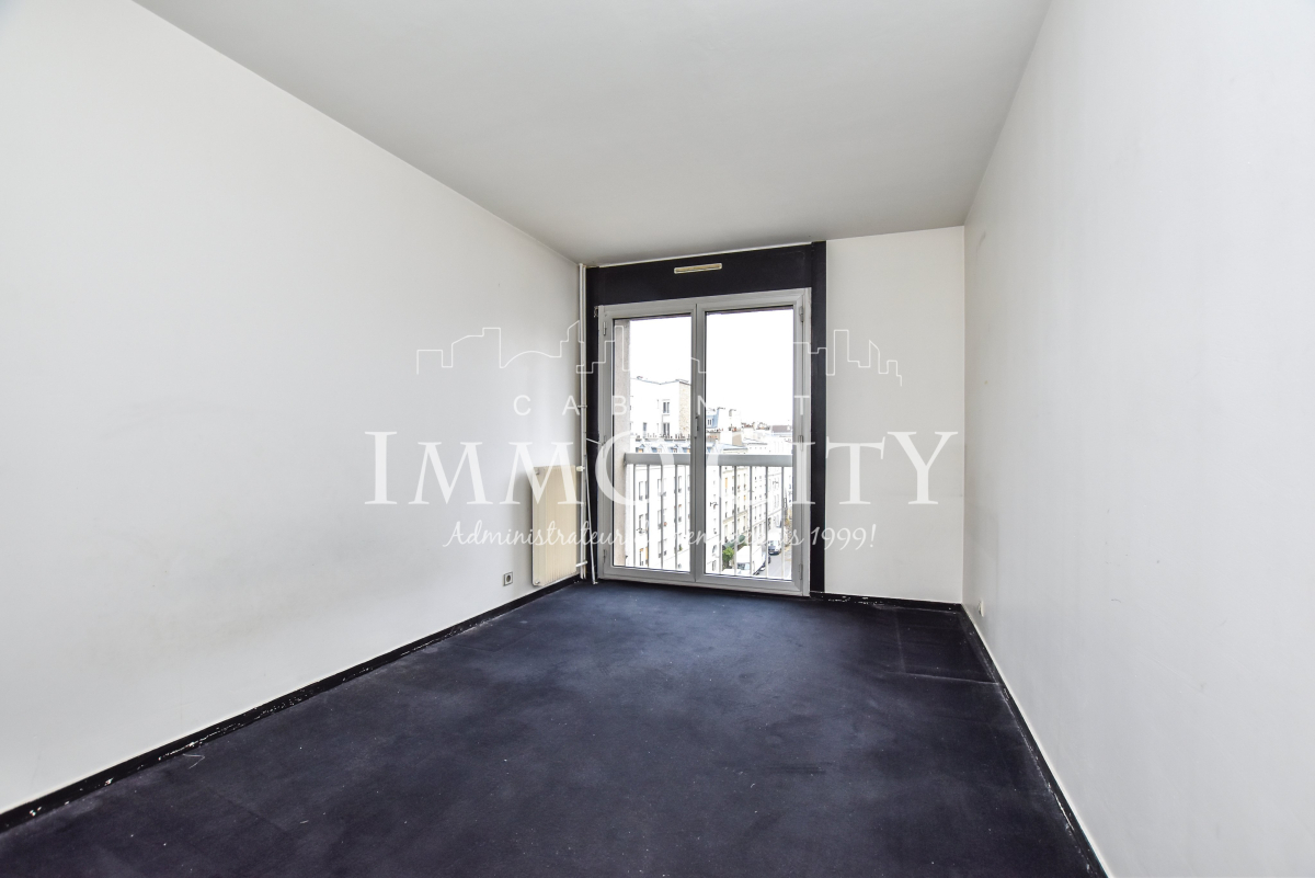 Location Appartement  2 pièces - 58.5m² 75010 Paris