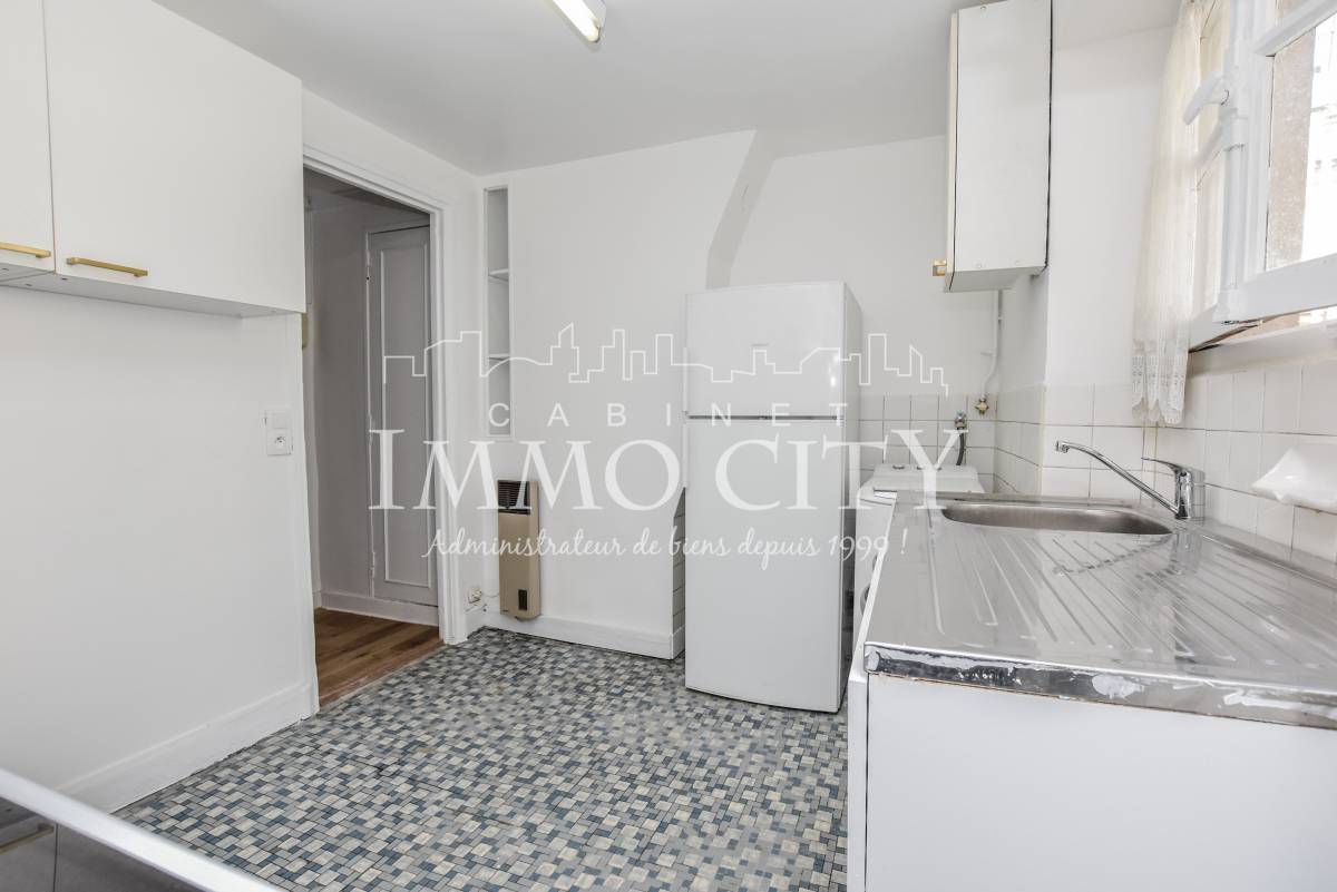 Location Appartement  2 pièces - 41.29m² 75011 Paris