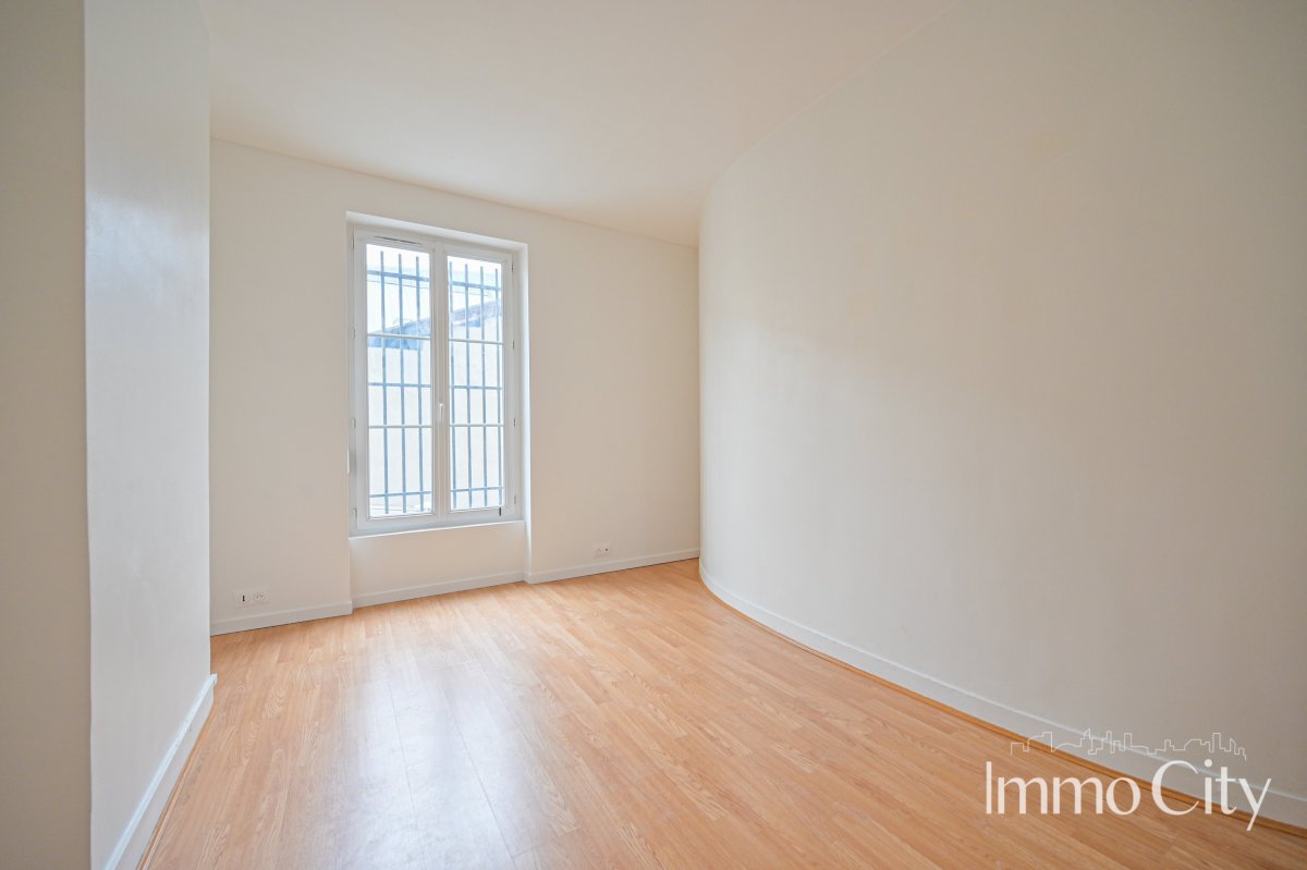 Location Appartement  2 pièces - 35.48m² 75019 Paris