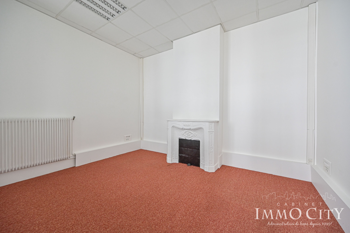 Location Bureau  3 pièces - 55.1m² 75009 Paris