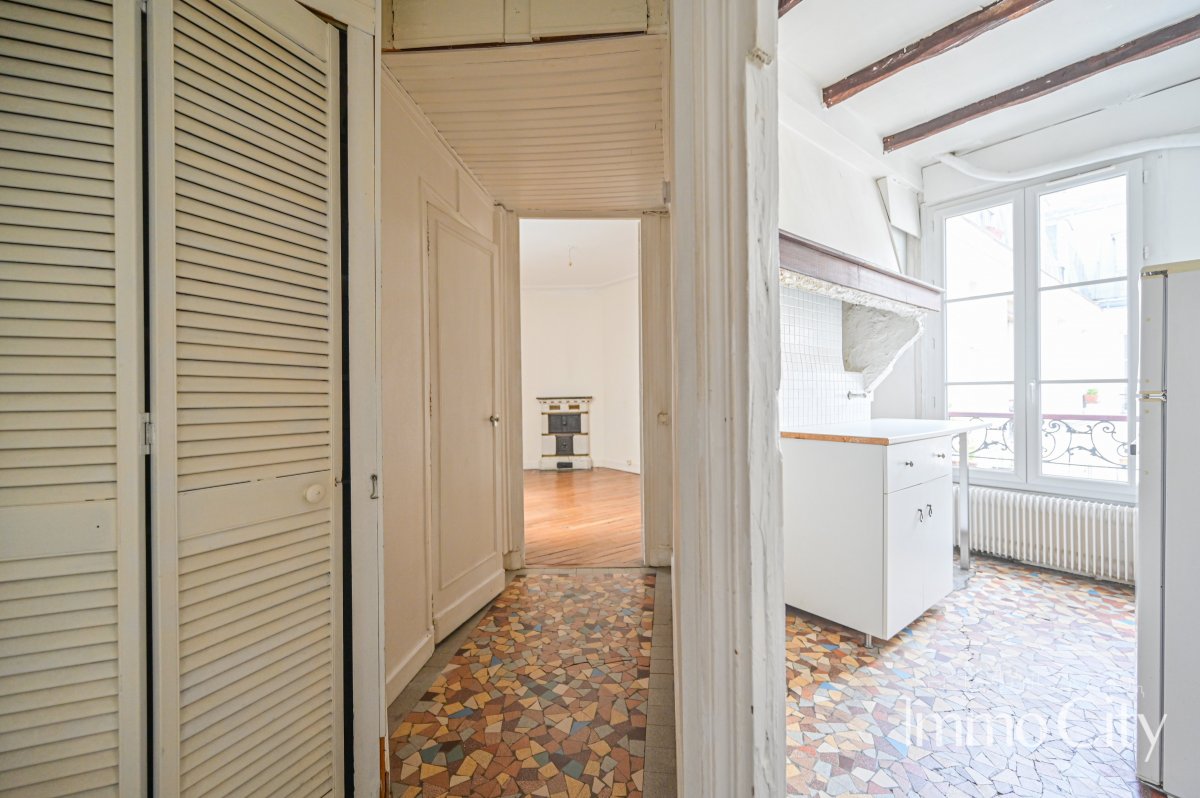 Location Appartement  2 pièces - 49.3m² 75011 Paris