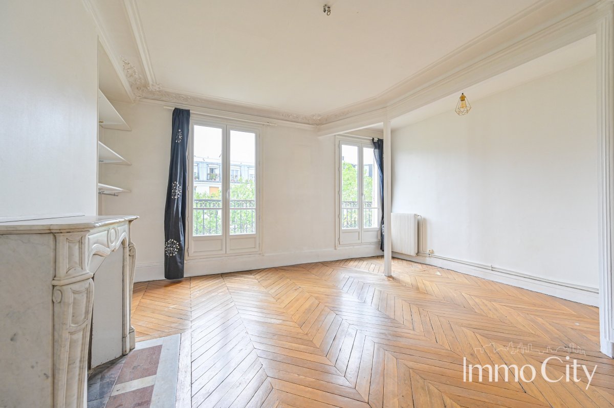 Location Appartement  2 pièces - 49.3m² 75011 Paris