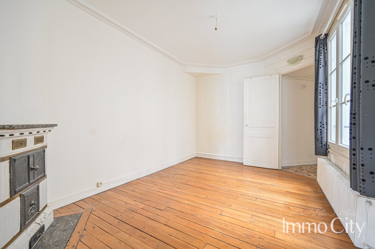 Location Appartement  2 pièces - 49.3m² 75011 Paris