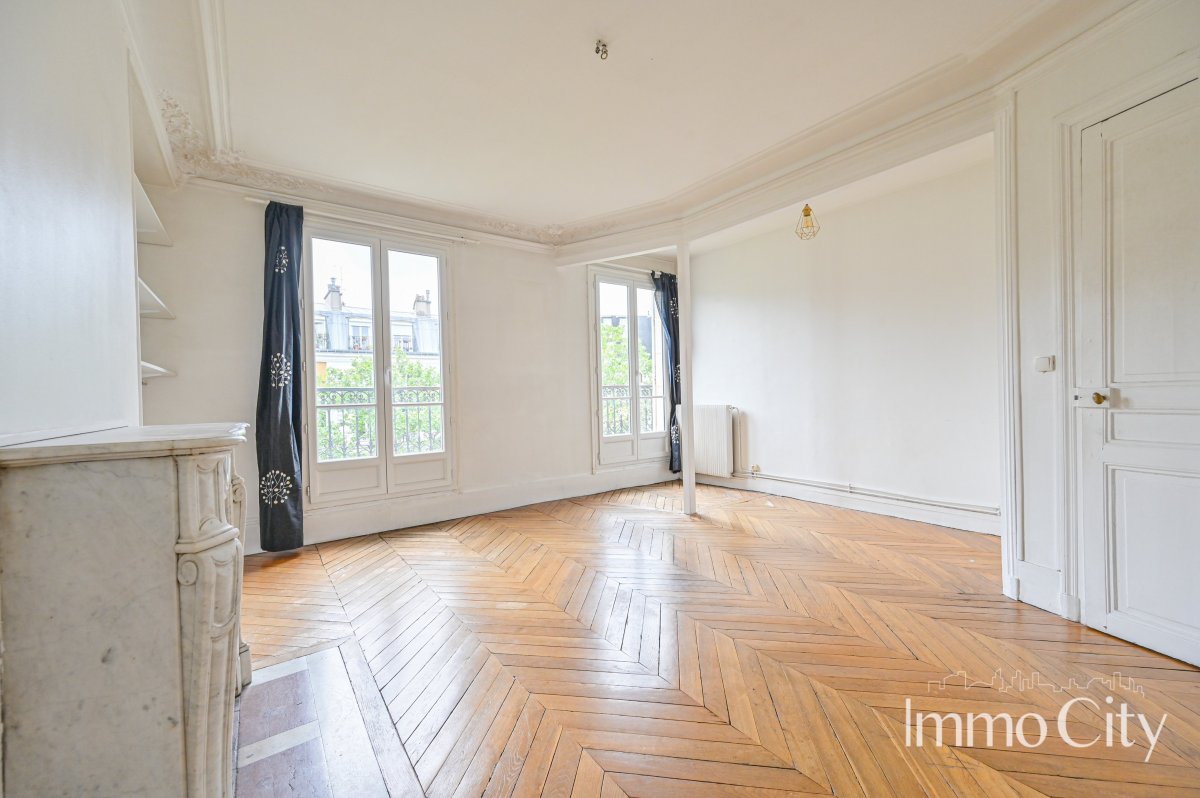 Location Appartement  2 pièces - 49.3m² 75011 Paris