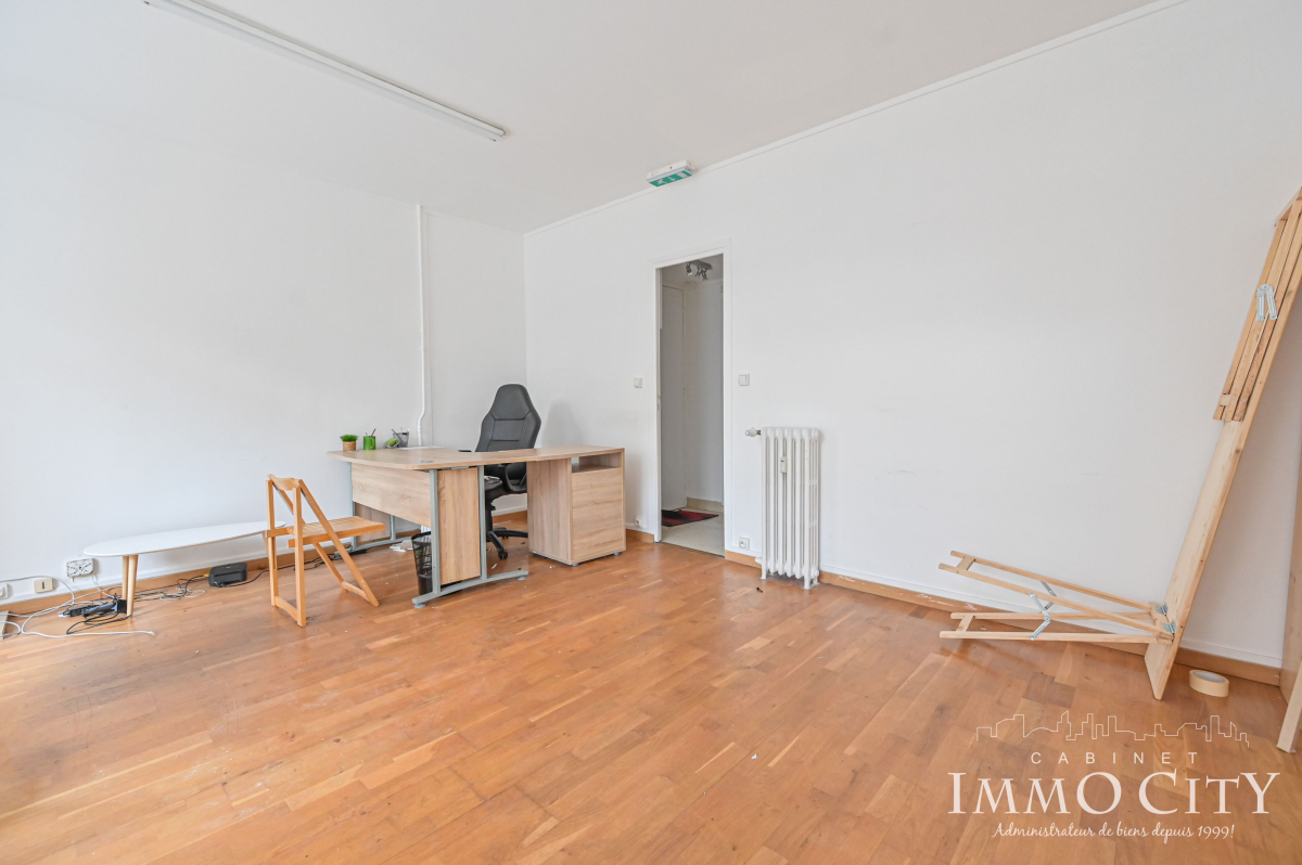 Location Local commercial  2 pièces - 34m² 92110 Clichy