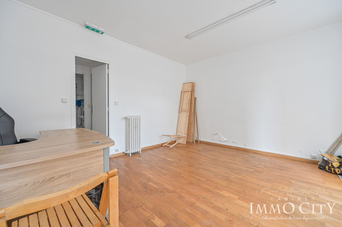 Location Local commercial  2 pièces - 34m² 92110 Clichy