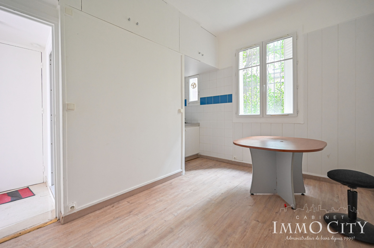 Location Local commercial  2 pièces - 34m² 92110 Clichy