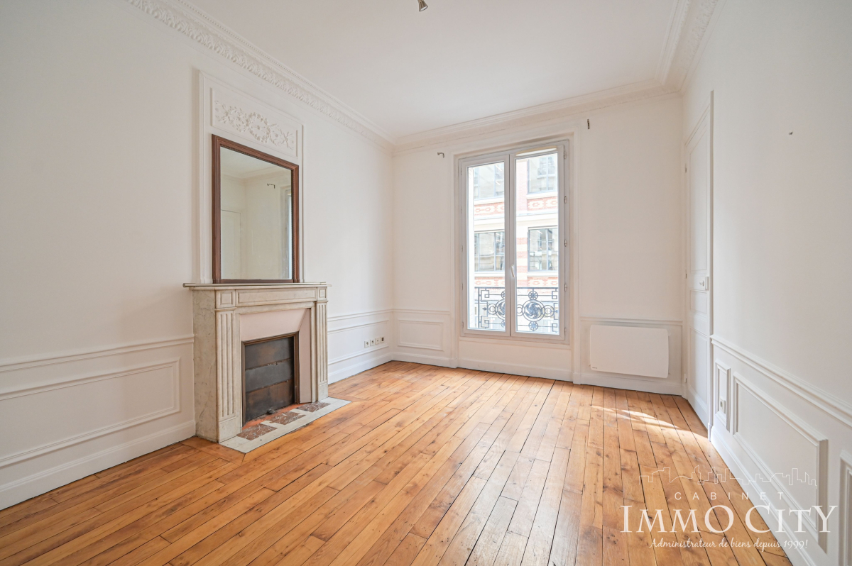 Location Appartement  3 pièces - 44.6m² 75011 Paris 11