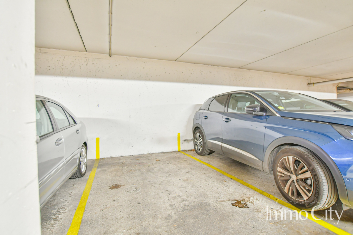 Location Parking  - 10.59m² 75015 Paris