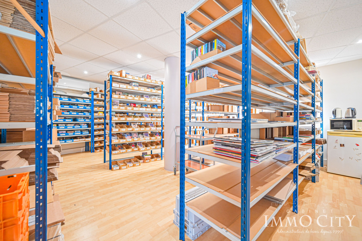 Vente Bureau  9 pièces - 180m² 93100 Montreuil