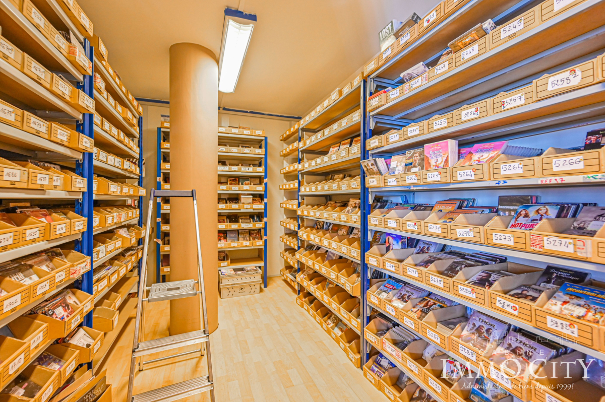 Vente Bureau  9 pièces - 180m² 93100 Montreuil